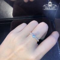 انگشتر زنانه طرح سولیتر دور نگین